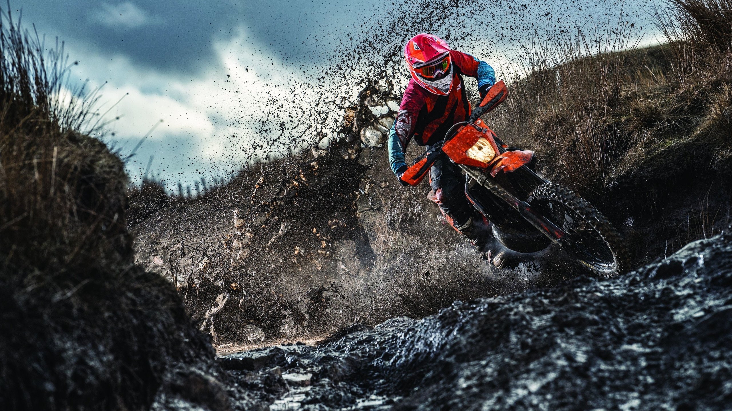 _魅力街头：城中最热网球PK赛引爆市民热情_，网球氛围比较好的城市